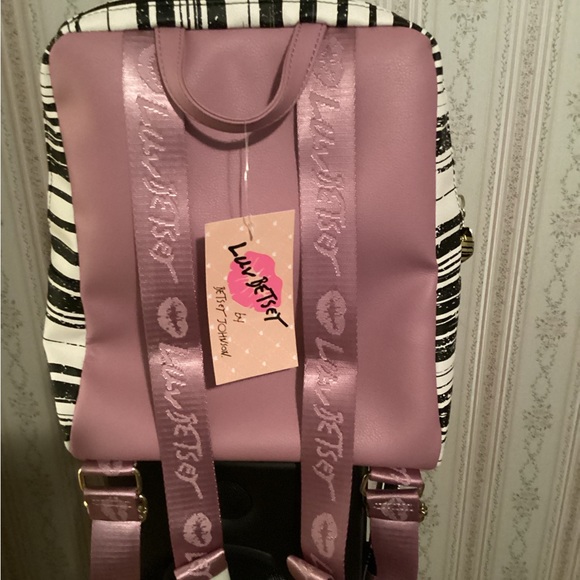 Betsy Johnson mini backpack - Picture 7 of 7